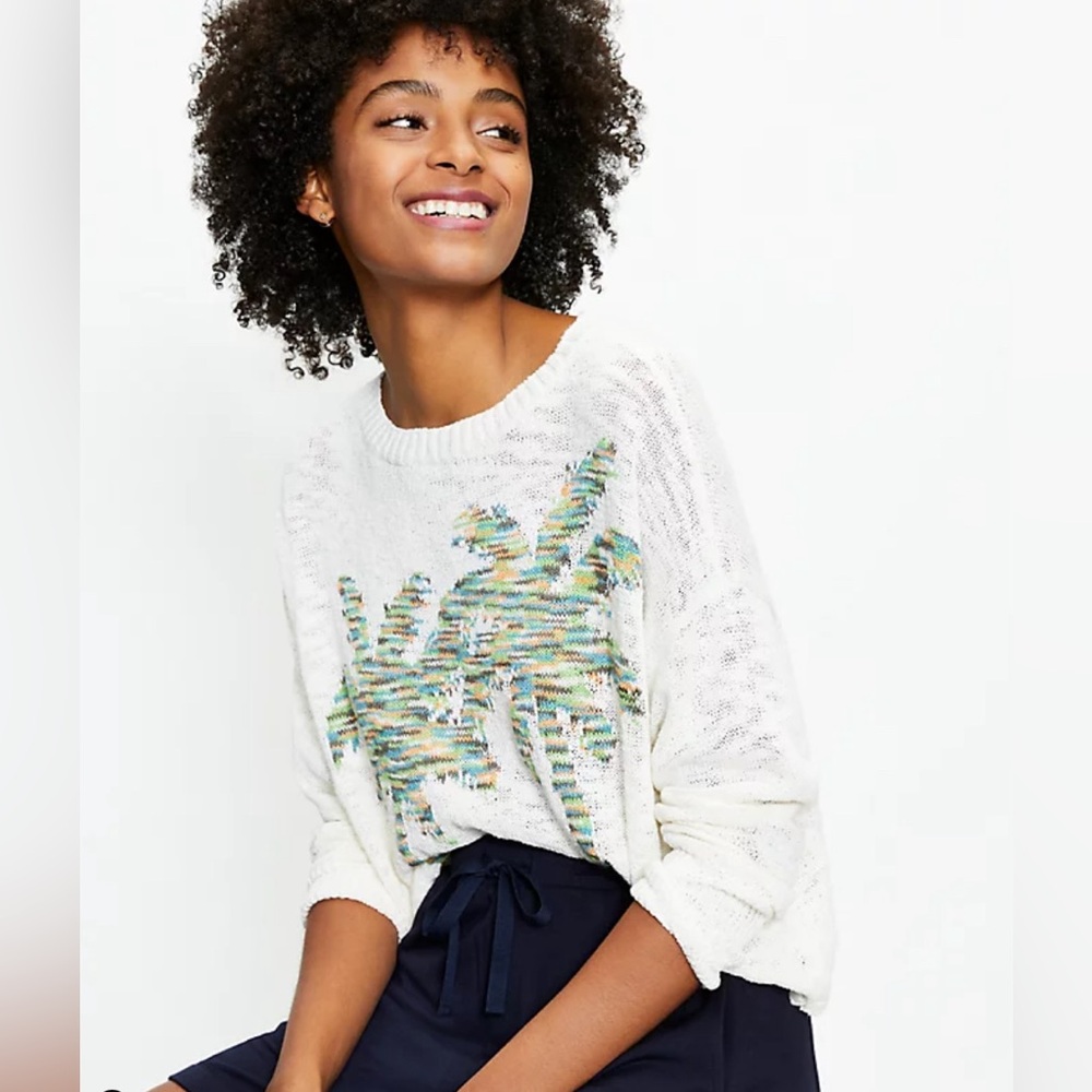 LOU & GREY Cropped Crewneck Sweater Lightweight Cream Knitted Palm Trees Size S